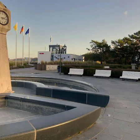 Loftappartement Sundowner Mit Fantastischem Meerblick In Prora Binz Exterior photo